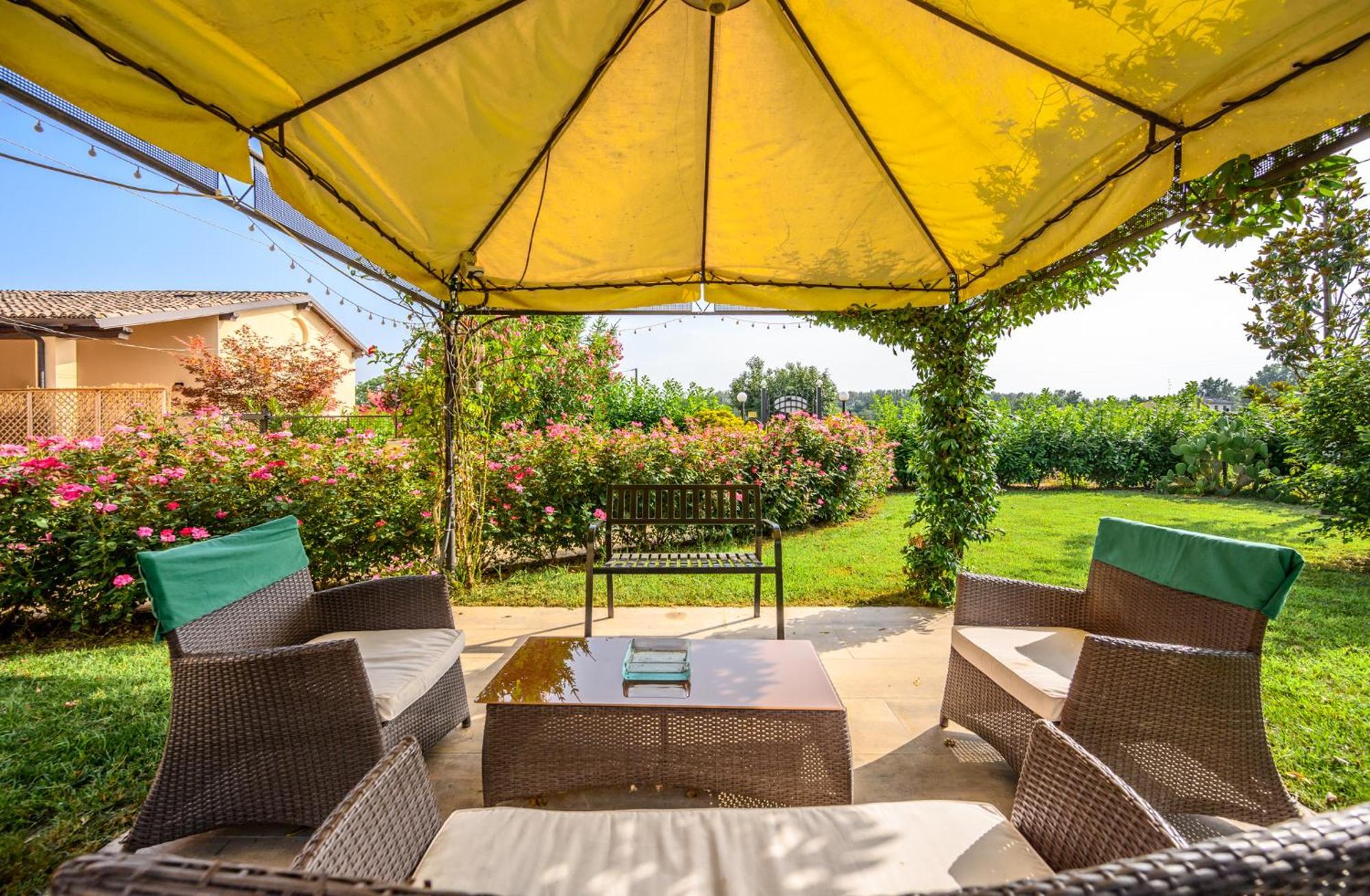 La Casa Di Valeria - Modena Bed & Breakfast Exterior photo
